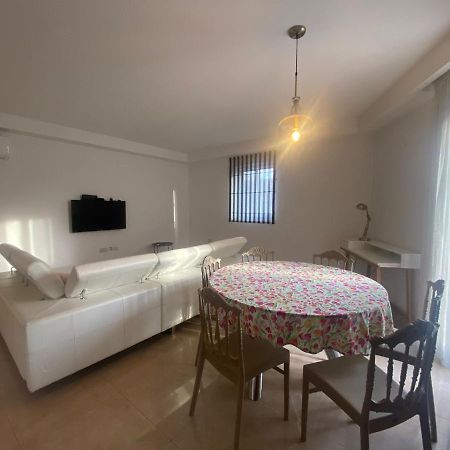 Cozy 2 Bedroom Apartment Near Seafront Gzira Eksteriør bilde