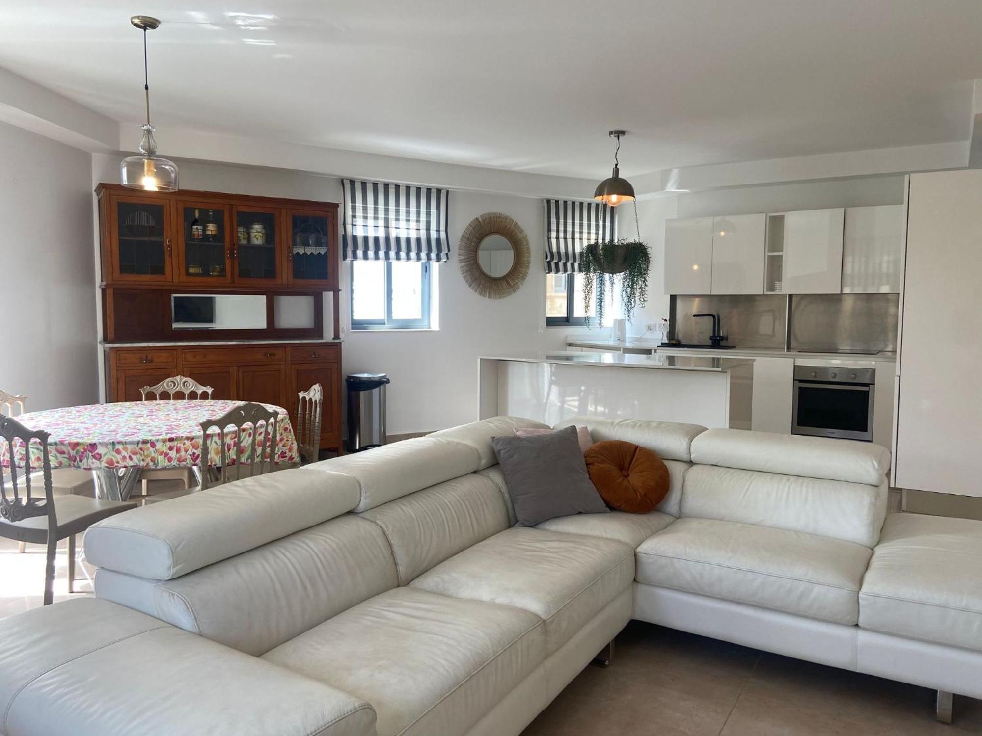 Cozy 2 Bedroom Apartment Near Seafront Gzira Eksteriør bilde
